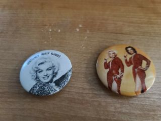Vintage 1983 Marilyn Monroe Gentleman Prefer Blondes Pin/button Set