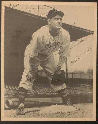 1945 Vintage Buffalo Bisons Baseball Photo Player Herschel Held Facsimile Signed