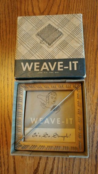 Vintage Wooden 4 " Weave - It Weaving Loom With Needle And Instructions