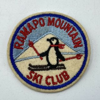 Vintage Ramapo Mountain Ski Club Patch