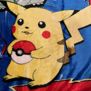 VINTAGE Pokemon Nintendo Pikachu Charmander Throw Blanket SOFT COMFY 44.  5” X 50” 3