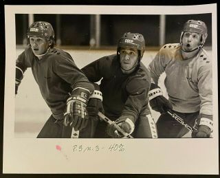1984 Canada Cup Hockey Photo Ussr Russian Players Practicing In Montreal Vintage