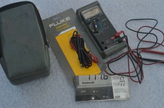 Vintage Fluke 77 Multimeter W/protective Case And Leads Made In Usa