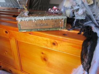 Dybbuk Antique Cigar Box Found In Casket High Energy Creepy 2