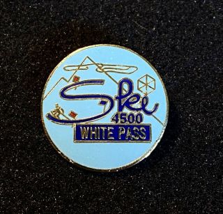 White Pass Skiing Ski Pin Badge Washington Travel Resort Souvenir Lapel