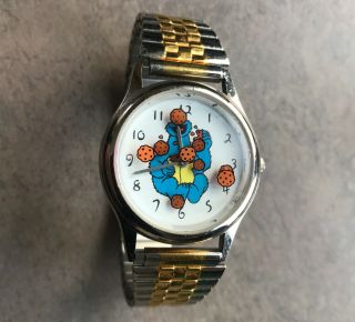 Vintage Sesame Street Jim Hensen Cookie Monster Watch - Cookies Rotate Bin P