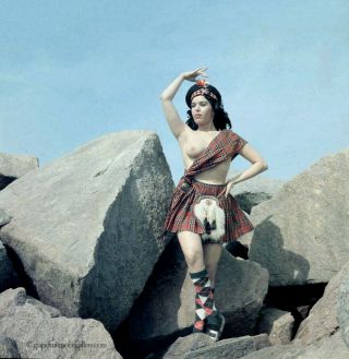 Bunny Yeager Estate 1960 Color Camera Transparency Topless Scotch On The Rocks