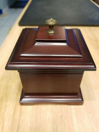 Vintage Bombay Wooden Jewelry Music Box,  Ring Holder Musical Z26 031