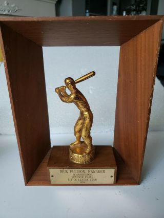 Vintage Men’s Baseball Trophy 1959 Wood Base Frame Cast Figure 6” Tall