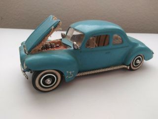 Amt 1/25 1940 Ford Coupe Customized Vintage (built)