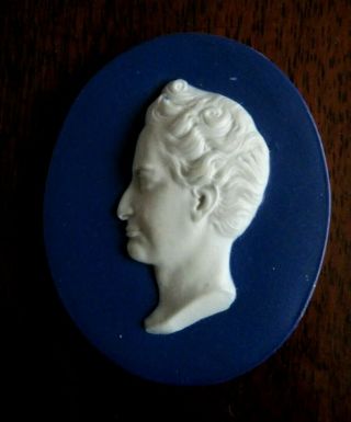 Antique Early 19thc Wedgwood Jasperware Portrait Medallion Of An Unknown Man