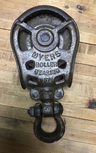 Vintage Antique F.  E.  Myers Cast Iron Roller Bearing Barn Pulley No.  H575