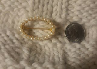 Vintage Small Oval Pearl Brooch Pin Gold Tone 1 " Wide Clasp