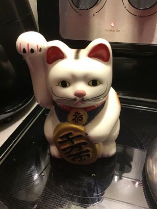 Japan Beckoning Cat Maneki Neko Ceramic Figurine Lucky Charm H17.  5 Cm 6.  88 " Vtg