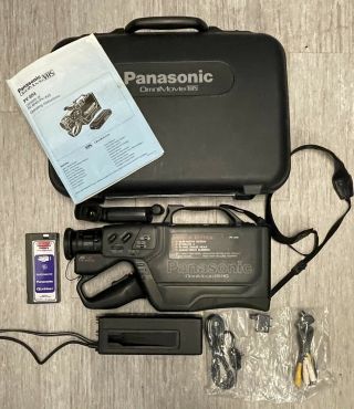 Vintage Panasonic Omnimovie Vhs Camcorder Camera Case Pv - 604 “untested”