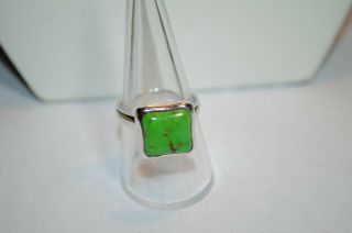 Vintage Sterling Silver And Green Gemstone Ring Size 9 Thailand Nk