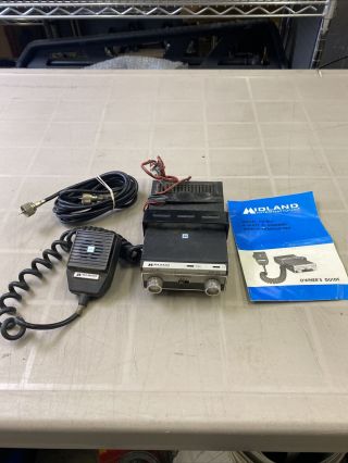 Vintage Midland Model 13 - 857 23 Channel Cb Radio With Microphone