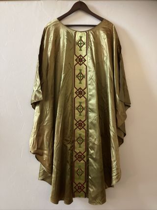 Antique vintage Catholic Priest Vestment chasuble 2