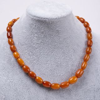 Vintage Faux Amber Beaded Resin Graduated 18 " Necklace