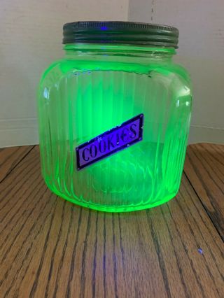 Antique Anchor Hocking Green Depression Glass Canister Cookie Jar Uranium W/ Lid