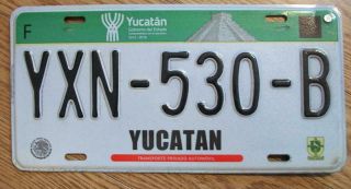 Single Mexico State Of Yucatan License Plate - Yxn - 530 - B - Automovil