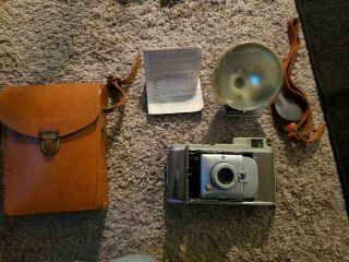 Vintage Polaroid Land Camera Model 80a With Leather Case And Flash