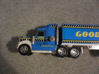 Buddy L Kenworth Sonic Hauler 18 Wheeler Good Year Tires lights and sounds 2