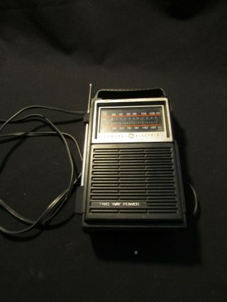 Ge General Electric Model 7 - 2800b Vintage Portable Am/fm Radio Ok
