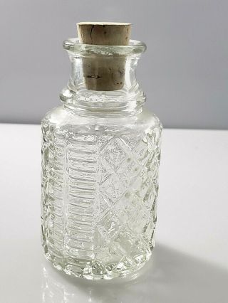 Vintage Clear Glass Diamond Cut Liquor Bottle Decanter Cork Top Stopper Barware