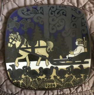 Kalevala Annual Plate,  1984,  Vintage Collectible By Arabia Of Finland
