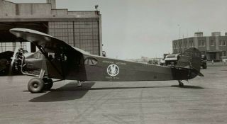 Vintage 2.  75 x 4.  5 B&W Photo American Airways Fairchild airplane by hangar plane 3