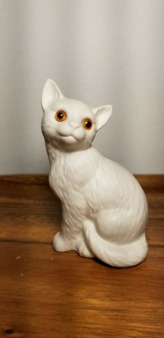 Vintage Goebel White Cat Kitten Figurine 31055 - 10 West Germany 4 "