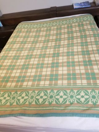 Vintage 40 ' s Green Cotton Reversible Camp Blanket w/Flowers Satin Edge.  68 