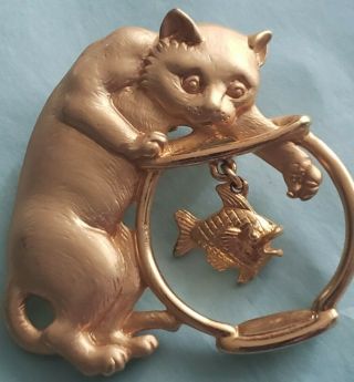 Vintage Gold Tone Cat With Dangling Goldfish Kitty Pin Brooch Signed Jj