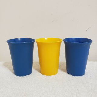 Vintage Tupperware Sippy Cups Bell Tumblers Set Of 3 109 8oz.  Cups Blue Yellow