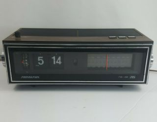 Vintage Soundesign Flip Clock Alarm Radio Am Fm Sound Design 3464 Parts Only
