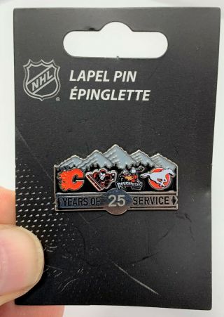 Nhl - Calgary Flames - 25 Years Of Service Pin  -,  Hard - To - Find - 1 Only