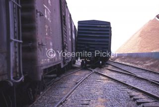 Vintage Slide Sl83 ☆ 1970 Southern Railway Train Derailed 866a