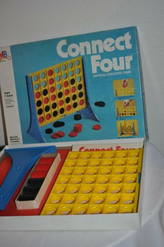 Vintage 1978 Milton Bradley Vertical Checkers Connect Four Board Game Usa
