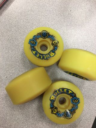 Vintage Santa Cruz Bullet Speed Wheels 63mm 92a Skateboard NOS 80’s Yellow OG 3