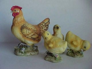 Vintage Lefton Japan Ceramic Chicken Hen Chicks Easter Decoration Figurine Set