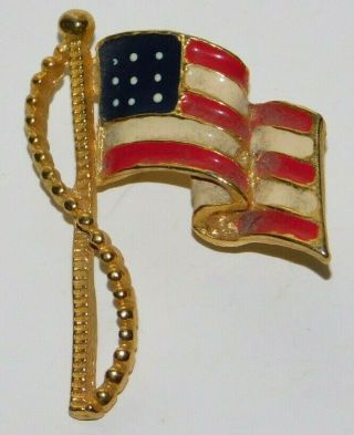 Vintage Gold Colored Enameled U.  S.  Flag Patriotic Pin