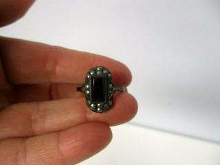 ANTIQUE 925 STERLING SILVER RING with BLACK ONYX & MARCASITE SIZE 7 1/2 2