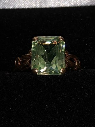 Vintage Antique 10k Solid Yellow Gold Ring W/green Spinel Size 7