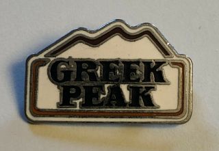 Greek Peak Vintage Skiing Pin Badge Cortland York Lapel Ny