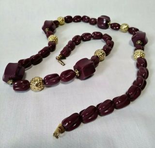 Women ' s Signed Vintage PAULINE RADER Plum and Gold Tone Beaded Necklace 2