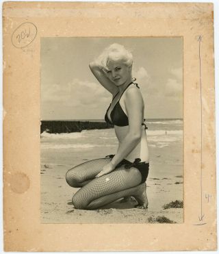 1950s Bunny Yeager 5 " X 7 " Published Mounted Photograph Lisa Winters Beach Babe