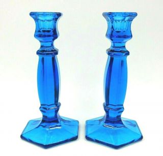 Set Of 2 Vintage 7 " Tall Deep Blue Glass Matching Candlesticks Or Candle Holders