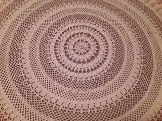 Vintage Hand Crochet Ivory White Lace Round Tablecloth Cover 60” Euc