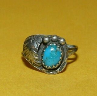 Old Pawn Vintage Native American Navajo Sterling Silver Turquoise Ring Size 4.  5